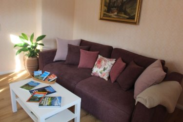 Wohnen - Couch zum Regenieren nach Ausfl&uuml;gen